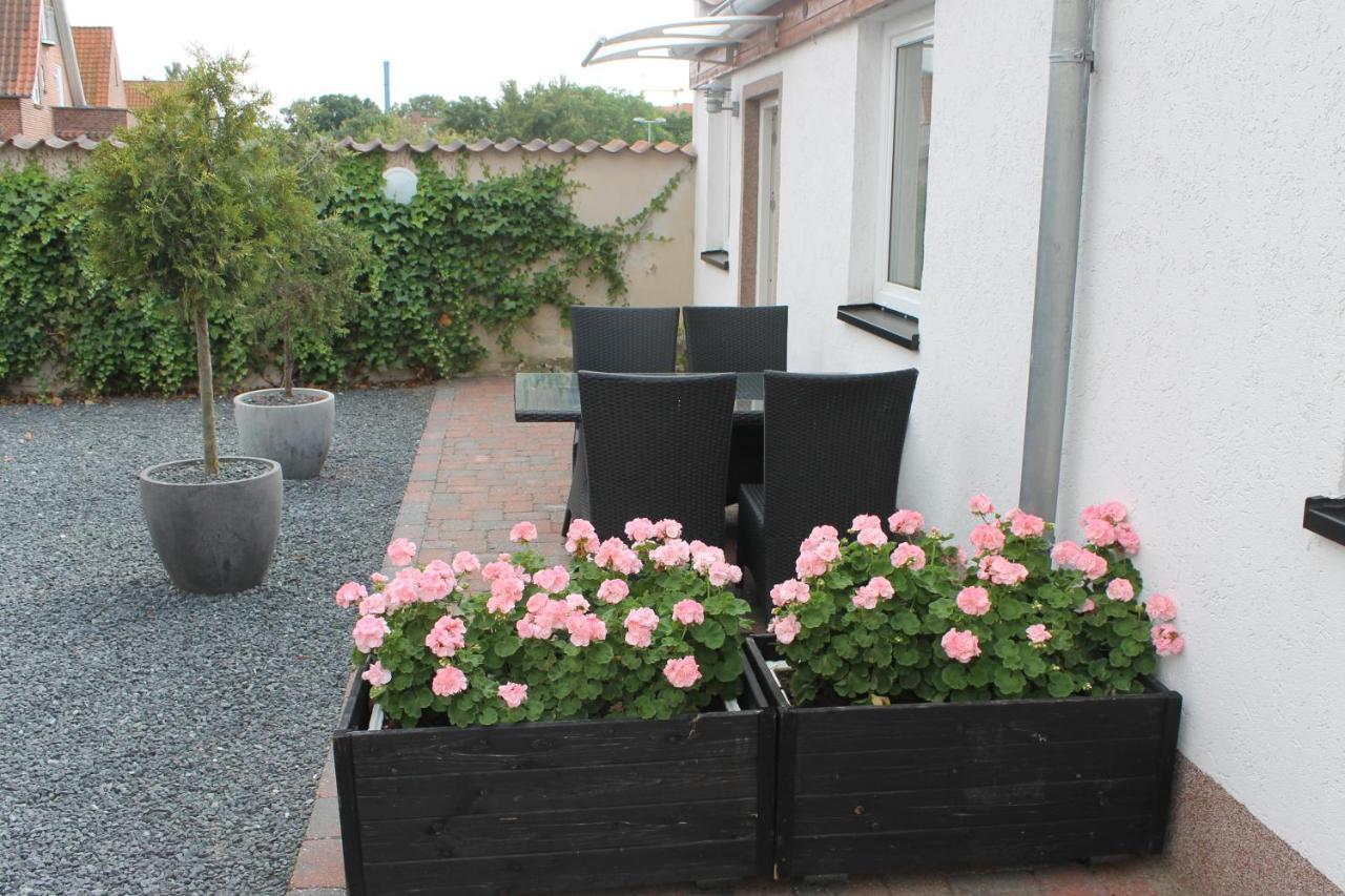 Amalie Bed And Breakfast & Apartments Odense Buitenkant foto